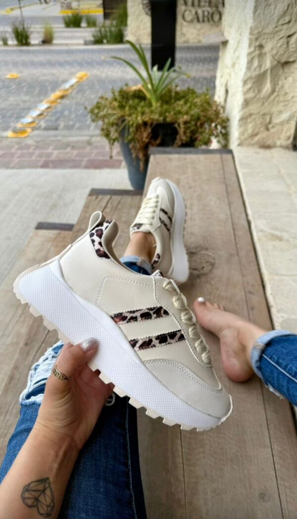 TP1020 TENIS PLATAFORMA LATE-LEOPARDO