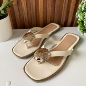S1061 SANDALIA DOS TIRAS CON CONCHA GRANDE