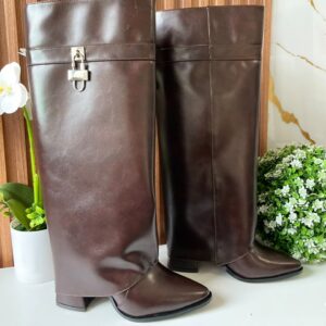 BN293 BOTA MOKA TIPO SHARK LOCK